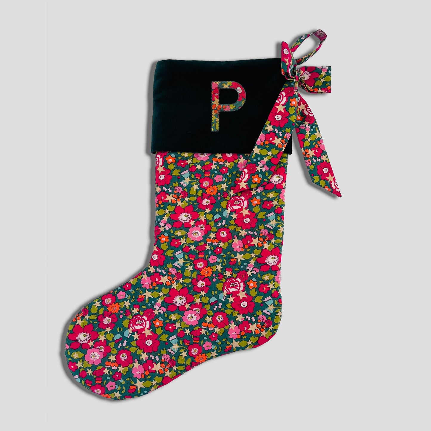 Christmas Stocking - Betsy star green (green cuff)